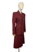 Load image into Gallery viewer, Original 1940’s Red and Brown Herringbone Double Breasted Suit - Bust 36