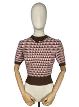 Load image into Gallery viewer, Reproduction 1940's Waffle Stripe Jumper in Chocolate Brown, Pale Pink and Cream - Bust 33 34 35