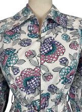 Load image into Gallery viewer, 1940’s White Cotton Belted Zip Front House Dress with Bold Floral Print in Pink, Black, Purple and Green - Bust 38 *