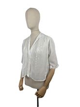Load image into Gallery viewer, Vintage Edwardian Style Blouse in Fine Cotton Lawn with Mother of Pearl Buttons, Pintucks and Lace Trim - Bust 36 **