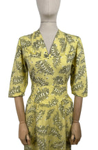 Load image into Gallery viewer, Original 1940's Yellow, Black and White Floppy Cotton Summer Dress with Original Belt - Bust 34 *