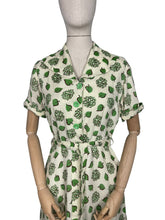 Load image into Gallery viewer, Original 1940's White and Green Belted Linen Day Dress with Leaf Print - Bust 34 36*