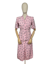 Load image into Gallery viewer, Original 1940's CC41 Pink, Black and White Moygashel Linen Suit - Bust 34