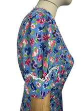 Load image into Gallery viewer, Original 1940's Classic Cotton Day Dress in Blue, Purple, Pink and White - Bust 34”