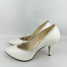 Load image into Gallery viewer, Original 1950's Milwards White Leather Stiletto Heels - UK 5.5 6