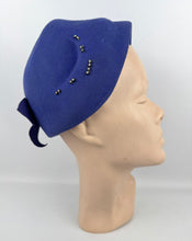 Load image into Gallery viewer, Original 1950's Rich Purple Felt Bonnet Style Hat with Bow Trim and Paste Detail