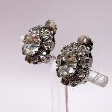 Load image into Gallery viewer, Original 1950's Clear Claw Set Paste Clip-on Earrings