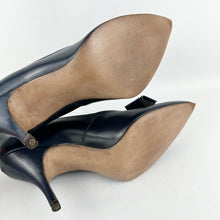 Load image into Gallery viewer, Original 1950's Dolcis De Liso Debs Indigo Blue Leather Stiletto Heels with Bow Trim - UK 6 6.5