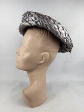 Load image into Gallery viewer, Original 1950's Silver Grey Lacquered Raffia Hat with Oversized Grosgrain Trim