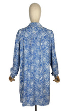 Load image into Gallery viewer, Original Volup 1940's White and Blue Long Sleeved Linen Smock Blouse - Bust 40 42