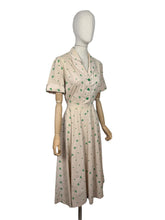 Load image into Gallery viewer, Original 1940's 1950's Beige Cotton Day Dress with Vibrant Green Bow Embroidery - Bust 38 *
