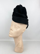 Load image into Gallery viewer, Original 1930's 1940's High Style Black Felt Topper Hat by New York Creations