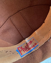 Load image into Gallery viewer, Original 1930's Rust Felt Hat with Grosgrain Bow Trim - Phantom - The Personality Hat *