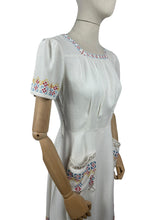 Load image into Gallery viewer, Original 1930's White Linen Day Dress with Pretty Embroidery in Red, Blue, Yellow and Brown - Bust 32 33 *