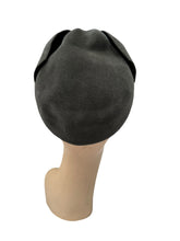 Load image into Gallery viewer, Original 1950's Mitzi Lorenz Charcoal Grey Felt and Velvet Hat with Large Bow Trim