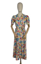 Load image into Gallery viewer, Original 1940's Full Length Floral Textured Cotton House Coat - Great Summer Maxi Dress - Bust 36