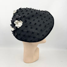 Load image into Gallery viewer, Original 1950's Black and White Pancake Hat in Grosgrain and Velvet - Great New Look Design
