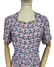 Load image into Gallery viewer, Original 1940's Novelty Print Belted Day Dress in Pink, White, Black and Blue Featuring Birds - Bust 36