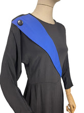 Load image into Gallery viewer, Original 1980's does 1940's Black and Blue Crepe Colour Block Dress - Bust 34 36 *