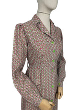 Load image into Gallery viewer, Original 1940's Thick Cotton CC41 Chore Dress in Green, Red and White - Bust 38