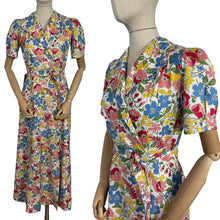 Load image into Gallery viewer, Original 1940's Full Length Floral Textured Cotton House Coat - Great Summer Maxi Dress - Bust 36