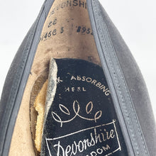 Load image into Gallery viewer, Original 1940's 1950's Deadstock Black Suede Court Shoes with Bow Detail - UK 5