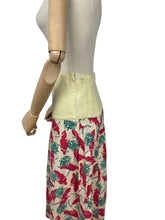 Load image into Gallery viewer, Original 1940’s Novelty Print Summer Linen Suit Featuring the Island of Jamaica - Bust 36 38