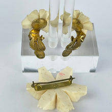 Load image into Gallery viewer, Vintage 1940's 1950's Carved Daffodil Brooch and Clip on Earring Set