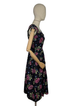 Load image into Gallery viewer, Original 1950's Classic Black Cotton Day Dress with Large Pink Roses - Bust 34 *