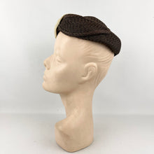 Load image into Gallery viewer, Original 1930’s Brown and Cream Straw Hat with Leaf Detail