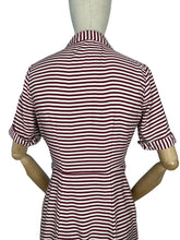 Load image into Gallery viewer, Original 1940’s CC41 Burgundy and White Floppy Cotton Day Dress with Pockets - Bust 36