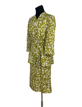 Load image into Gallery viewer, Original Late 1940’s Early 1950’s Two Steeples Moyashel Linen Belted Suit in Green and White - Bust 32 33 *