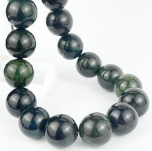 Load image into Gallery viewer, Vintage Bakelite Choker Necklace in Dark Green with Screw Clasp