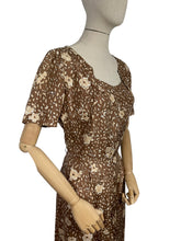 Load image into Gallery viewer, Original 1950's Pure Silk Wiggle Dress in Autumnal Print of Brown and Cream - Bust 40 *