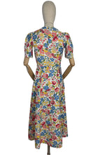 Load image into Gallery viewer, Original 1940's Full Length Floral Textured Cotton House Coat - Great Summer Maxi Dress - Bust 36