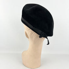Load image into Gallery viewer, Original 1950's Inky Black Fur Felt Side Tilt Hat with Shaped Brim and Bow Trim