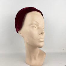 Load image into Gallery viewer, Original 1950's Red Wine Cotton Velvet Close Fitting Hat *