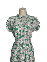 Load image into Gallery viewer, Original 1940’s Cold Rayon Day Dress in Green and White Flower and Spiderweb Print - Bust 34