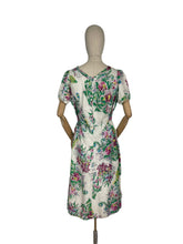 Load image into Gallery viewer, Wounded but Wearable Original 1940’s 1950’s Floppy Cotton Floral Dress - Bust 40 42