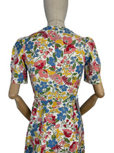 Load image into Gallery viewer, Original 1940's Full Length Floral Textured Cotton House Coat - Great Summer Maxi Dress - Bust 36