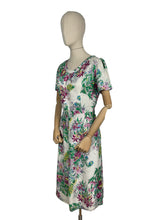 Load image into Gallery viewer, Wounded but Wearable Original 1940’s 1950’s Floppy Cotton Floral Dress - Bust 40 42