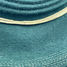 Load image into Gallery viewer, Original 1940’s Dark Green Felt Pancake Hat with Felt Bow Trim