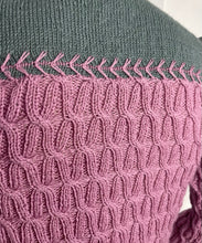 Load image into Gallery viewer, 1940's Reproduction Hand Knitted Long Sleeved Cable Jumper with Neat Collar in Mauve Pink and Ginseng Grey - Bust 34