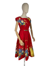 Load image into Gallery viewer, Original 1950’s Down’s of London Novelty Print Dress with Basket Print 32 34