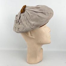 Load image into Gallery viewer, Original 1950’s Grey and Brown Velvet Hat with Bow Trim