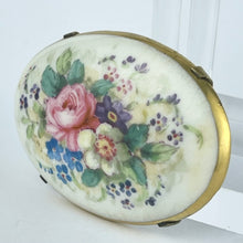 Load image into Gallery viewer, Beautiful Vintage Ceramic Brooch with Painted Floral Design including Roses