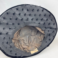 Load image into Gallery viewer, Original 1950's Black and White Pancake Hat in Grosgrain and Velvet - Great New Look Design