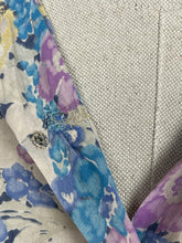 Load image into Gallery viewer, Original 1930's Pure Silk Blouse in Muted Floral Print in Blue, Pink and Yellow - Bust 34 36 *