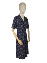Load image into Gallery viewer, Original 1940's Classic Cotton Day Dress in Blue and White Print - Bust 38 40 *