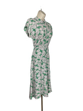 Load image into Gallery viewer, Original 1940’s Cold Rayon Day Dress in Green and White Flower and Spiderweb Print - Bust 34